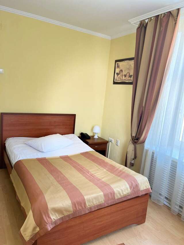 Гостиница Лотос Южно-Сахалинск-103