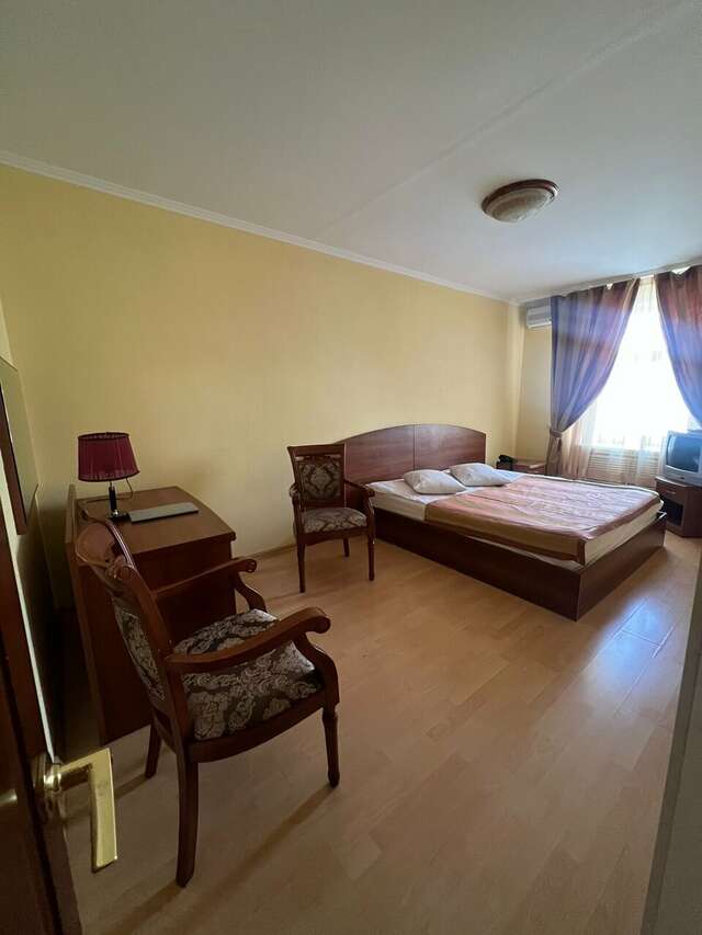 Гостиница Лотос Южно-Сахалинск-80